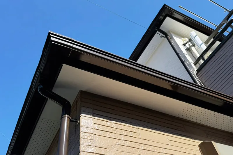 建物の付帯部も丁寧な仕上げを徹底